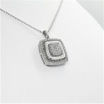 Catenina con pendente oro e diamanti