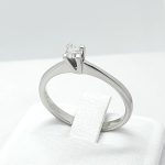 Anello solitario oro e diamante