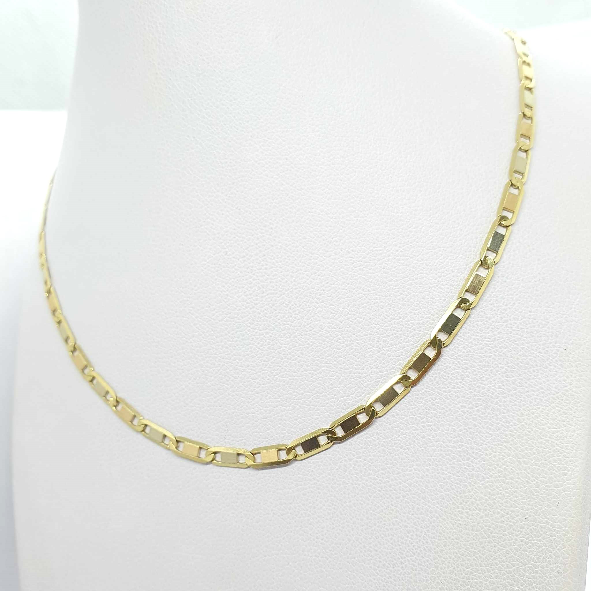 438793657_1040401461424996_6123677083857929145_n.jpg Collana unisex oro - immagine 1