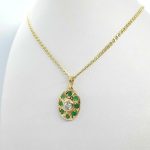 Collana con pendente oro diamante e smeraldi