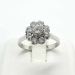 Anello  margherita oro e diamanti