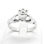 Anello Claddagh Ring in oro bianco