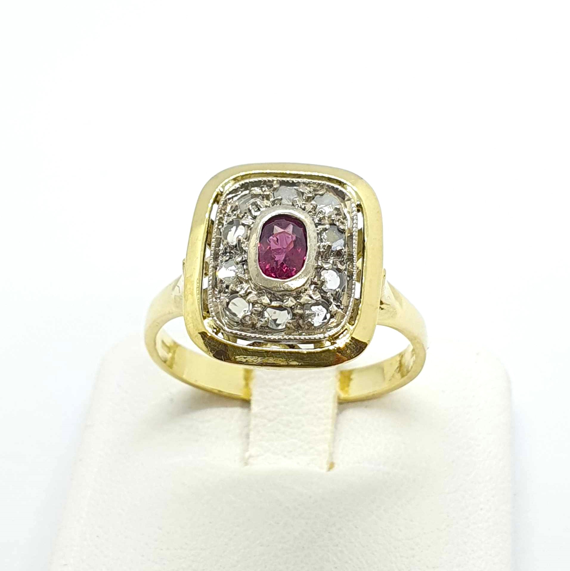 N872-42-A207-400.jpg Anello vintage oro argento rubino e diamanti - immagine 1