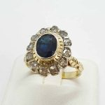 Anello vintage a margherita in oro e argento, zaffiro e diamanti