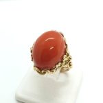 Anello vintage oro con corallo